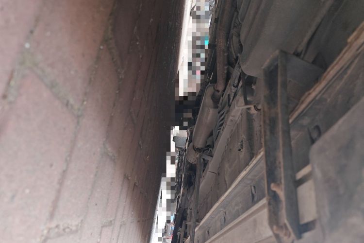 Used Dongfeng Fengon 580 2016 1.8L Manual Comfort Model Chassis Rear Right