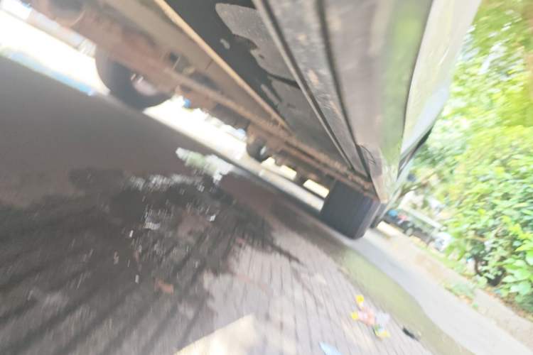 Used Dongfeng Fengon 580 2016 1.8L Manual Comfort Model Chassis Rear Right