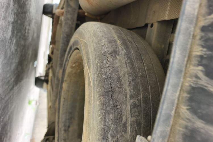 Used Dongfeng Fengon 580 2016 1.8L Manual Comfort Model Chassis Rear