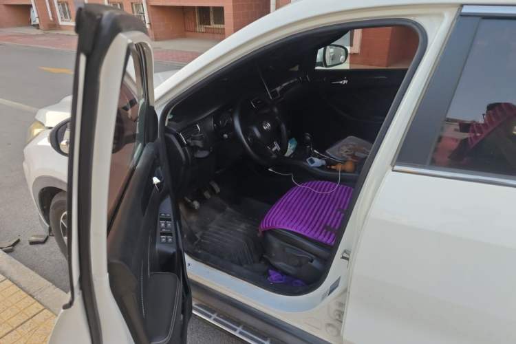 Used Dongfeng Fengon 580 2016 1.5T Manual Comfort Model Driver Seat