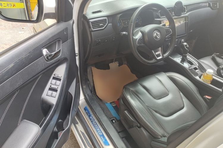 Used Dongfeng Fengon 580 2016 Revised Version 1.5T CVT Luxury Edition Driver Seat