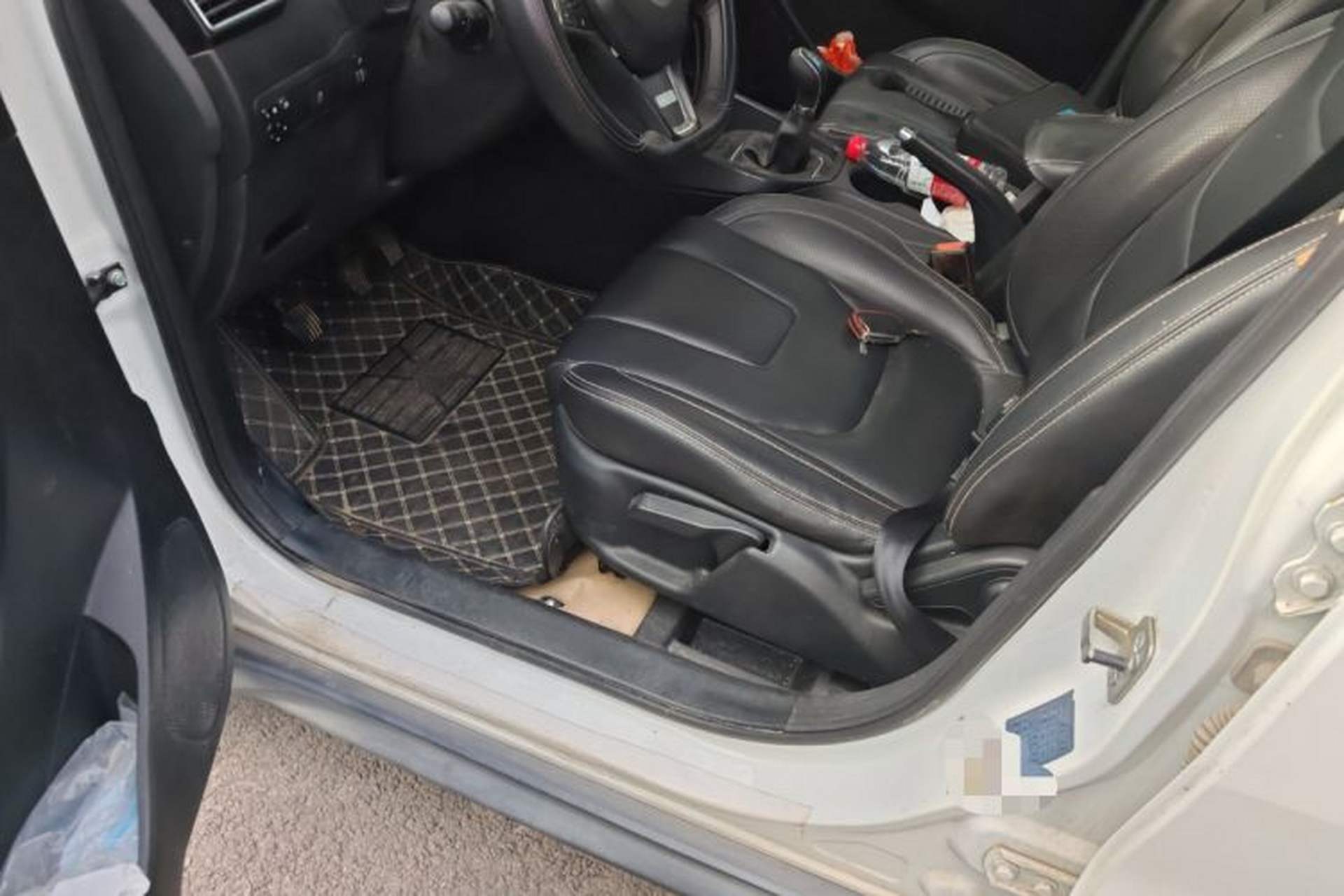 Used Dongfeng Fengon 580 2016 1.8L Manual Comfort Model Driver Seat