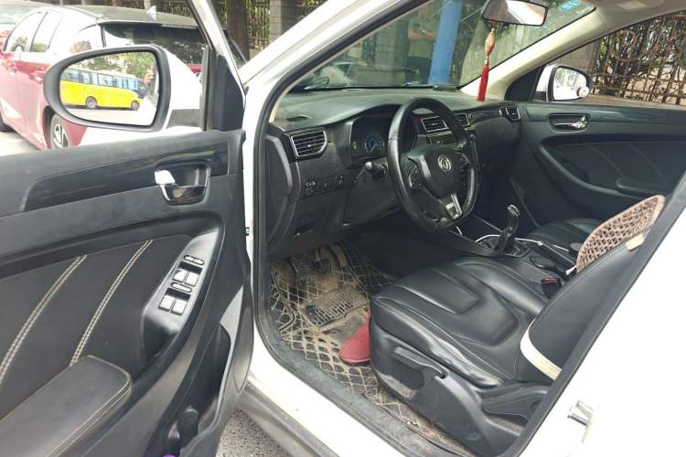 Used Dongfeng Fengon 580 2016 1.8L Manual Comfort Model Driver Seat