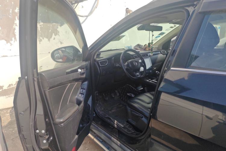 Used Dongfeng Fengon 580 2016 1.5T Manual Luxury Edition Driver Seat