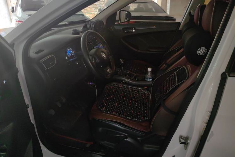 Used Dongfeng Fengon 580 2016 1.5T Manual Comfort Model Driver Seat