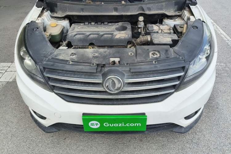 Used Dongfeng Fengon 580 2016 1.8L Manual Comfort Model Engine Bay