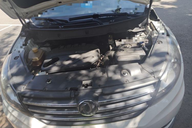 Used Dongfeng Fengon 580 2016 1.5T CVT Luxury Model Engine Bay