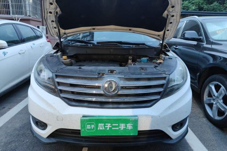 Used Dongfeng Fengon 580 2016 Revised Version 1.5T CVT Luxury Edition Engine Bay