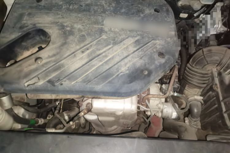 Used Dongfeng Fengon 580 2016 1.5T Manual Luxury Edition Engine Bay