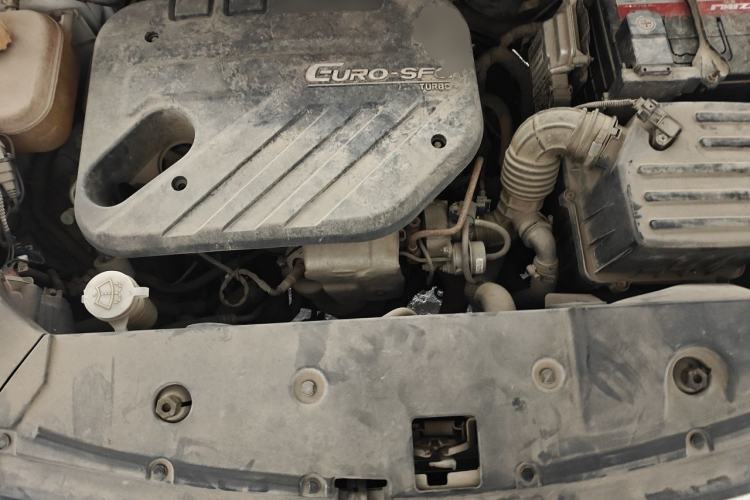 Used Dongfeng Fengon 580 2016 1.5T Manual Luxury Edition Engine Bay