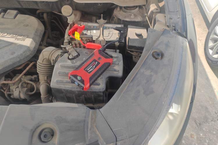 Used Dongfeng Fengon 580 2016 1.5T Manual Luxury Edition Engine Bay Left