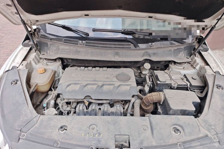 Used Dongfeng Fengon 580 2016 1.8L Manual Comfort Model Engine Bay
