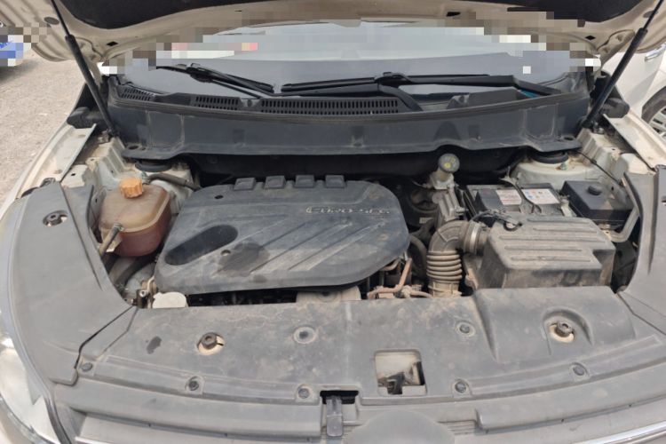 Used Dongfeng Fengon 580 2016 1.5T Manual Luxury Edition Engine Bay