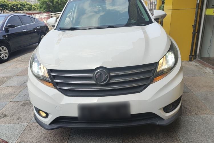 Used Dongfeng Fengon 580 2016 Revised Version 1.5T CVT Luxury Edition Front