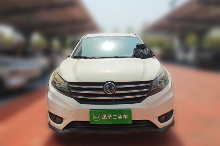 Used Dongfeng Fengon 580 2016 1.5T Manual Luxury Edition Front
