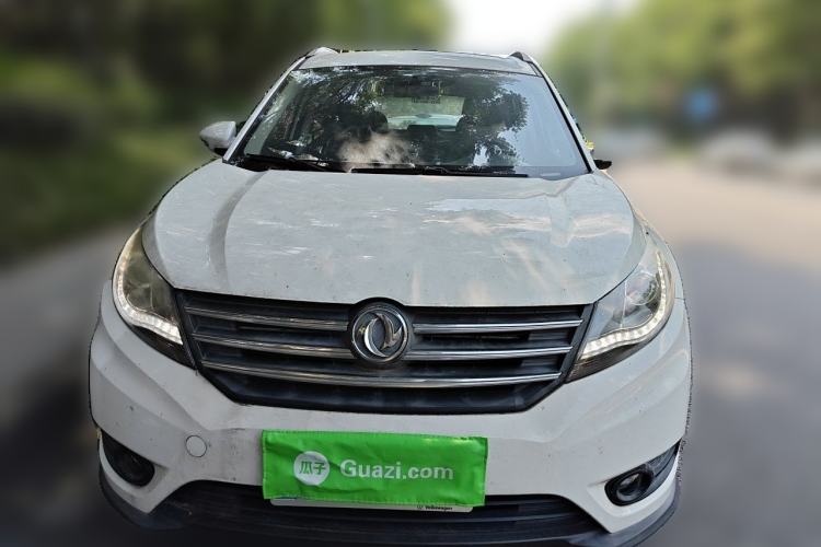 Used Dongfeng Fengon 580 2016 1.5T Manual Luxury Edition Front