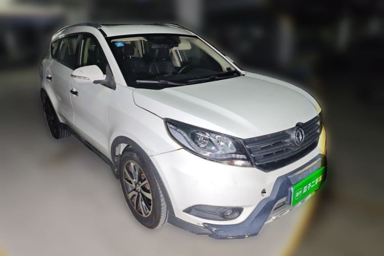 Used Dongfeng Fengon 580 2016 1.5T Manual Luxury Edition Front Right 45 Deg