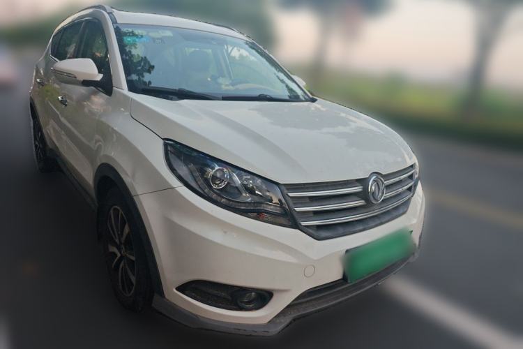 Used Dongfeng Fengon 580 2016 1.5T Manual Luxury Edition Front Right 45 Deg