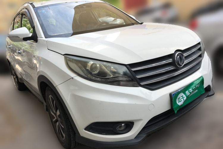 Used Dongfeng Fengon 580 2016 1.5T Manual Luxury Edition Front Right 45 Deg