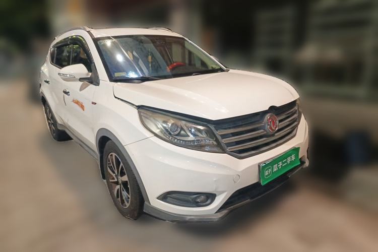 Used Dongfeng Fengon 580 2016 1.5T Manual Luxury Edition Front Right 45 Deg
