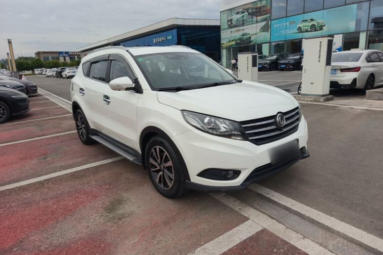 Used Dongfeng Fengon 580 2016 1.5T Manual Luxury Edition Front Right 45 Deg