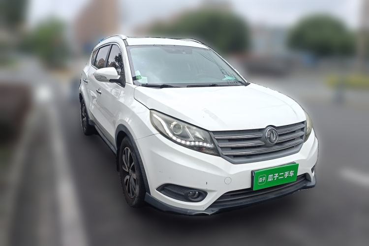 Used Dongfeng Fengon 580 2016 1.5T Manual Luxury Edition Front Right 45 Deg