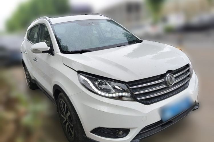 Used Dongfeng Fengon 580 2016 1.5T Manual Luxury Edition Front Right 45 Deg