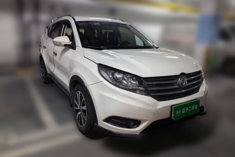 Used Dongfeng Fengon 580 2016 1.5T Manual Luxury Edition Front Right 45 Deg