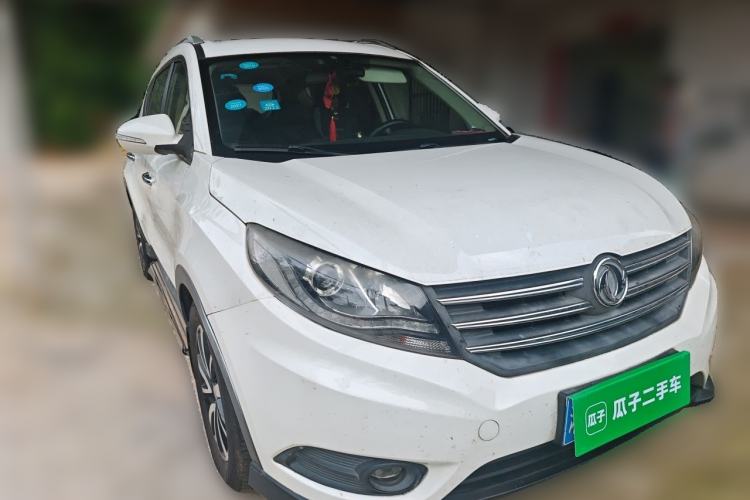 Used Dongfeng Fengon 580 2016 1.5T Manual Luxury Edition Front Right 45 Deg