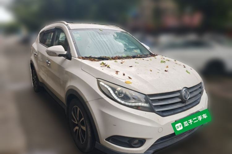 Used Dongfeng Fengon 580 2016 1.5T Manual Luxury Edition Front Right 45 Deg