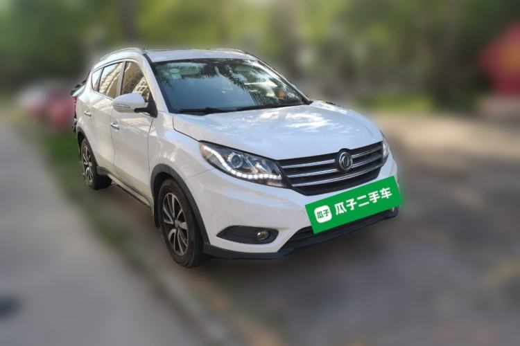 Used Dongfeng Fengon 580 2016 Revised Version 1.5T CVT Luxury Edition Front Right 45 Deg
