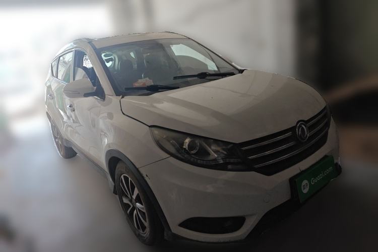 Used Dongfeng Fengon 580 2016 1.5T Manual Luxury Edition Front Right 45 Deg
