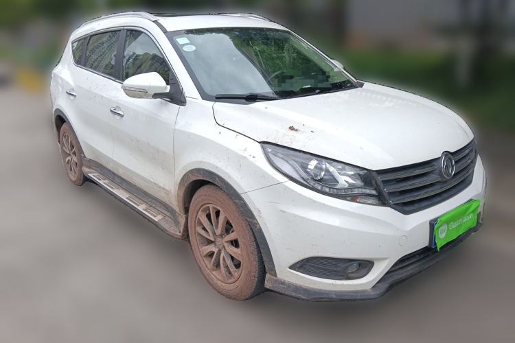 Used Dongfeng Fengon 580 2016 1.5T Manual Luxury Edition Front Right 45 Deg