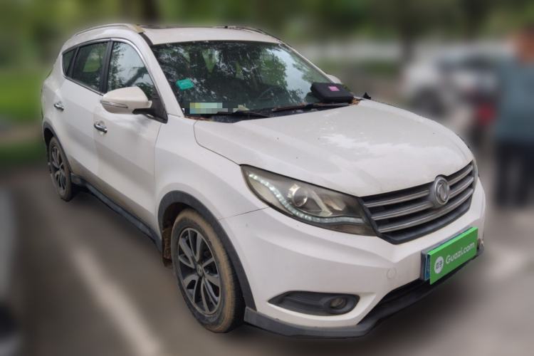Used Dongfeng Fengon 580 2016 Revised Version 1.5T CVT Luxury Edition Front Right 45 Deg