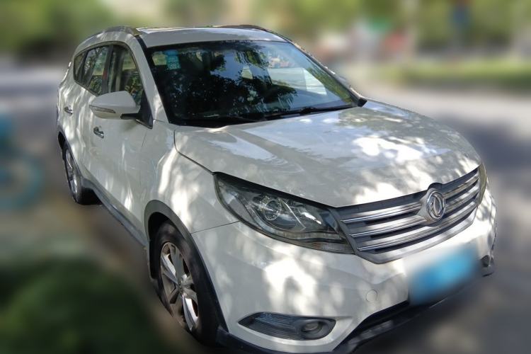 Used Dongfeng Fengon 580 2016 1.8L Manual Comfort Model Front Right 45 Deg