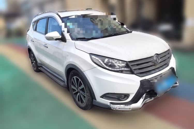 Used Dongfeng Fengon 580 2016 1.5T Manual Luxury Edition Front Right 45 Deg