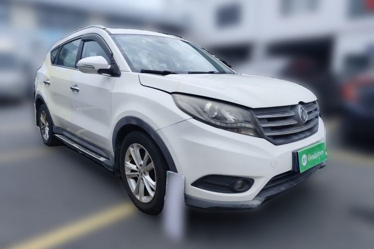 Used Dongfeng Fengon 580 2016 Revised Version 1.5T CVT Comfort Edition Front Right 45 Deg