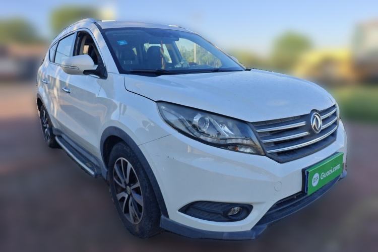 Used Dongfeng Fengon 580 2016 1.5T Manual Luxury Edition Front Right 45 Deg