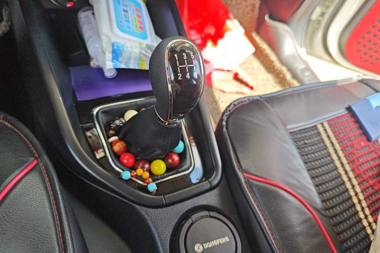 Used Dongfeng Fengon 580 2016 1.8L Manual Comfort Model Gear Lever