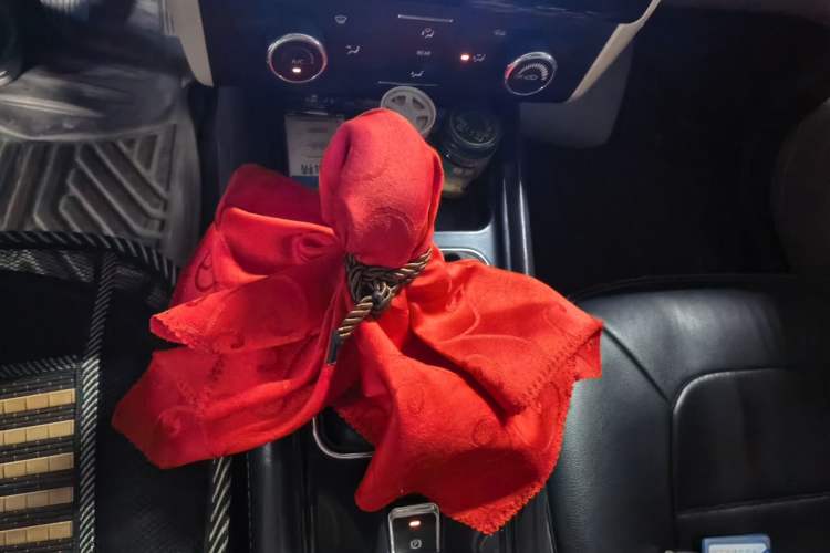 Used Dongfeng Fengon 580 2016 1.5T Manual Luxury Edition Gear Lever
