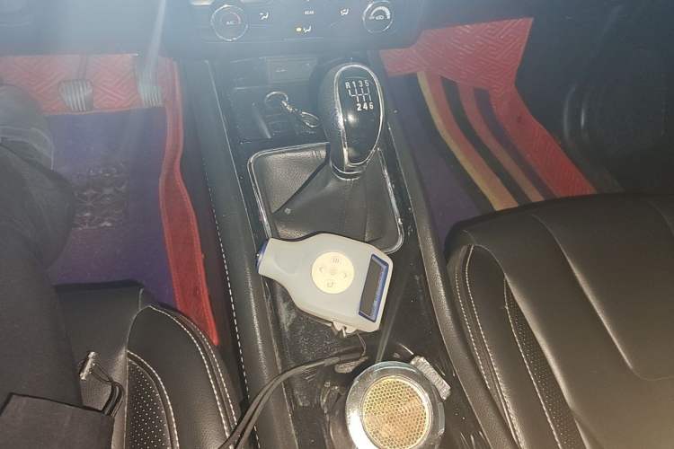 Used Dongfeng Fengon 580 2016 1.5T Manual Luxury Edition Gear Lever