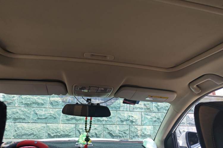Used Dongfeng Fengon 580 2016 1.8L Manual Comfort Model Headliner
