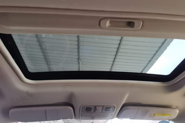 Used Dongfeng Fengon 580 2016 1.8L Manual Comfort Model Headliner