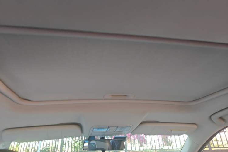 Used Dongfeng Fengon 580 2016 1.5T CVT Luxury Model Headliner
