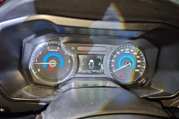 Used Dongfeng Fengon 580 2016 1.5T Manual Luxury Edition Instrument Cluster