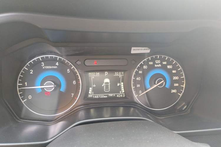 Used Dongfeng Fengon 580 2016 Revised Version 1.5T CVT Luxury Edition Instrument Cluster