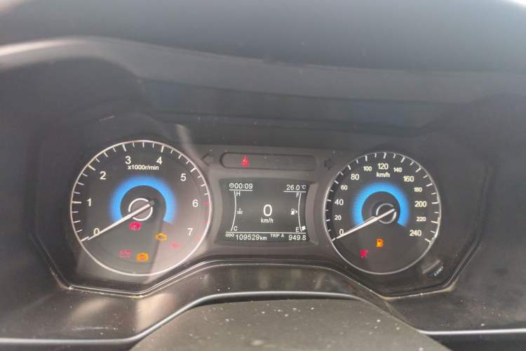 Used Dongfeng Fengon 580 2016 1.5T Manual Luxury Edition Instrument Cluster