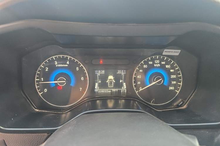 Used Dongfeng Fengon 580 2016 1.5T Manual Luxury Edition Instrument Cluster