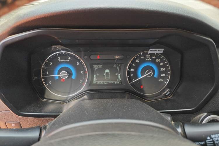 Used Dongfeng Fengon 580 2016 1.5T Manual Luxury Edition Instrument Cluster