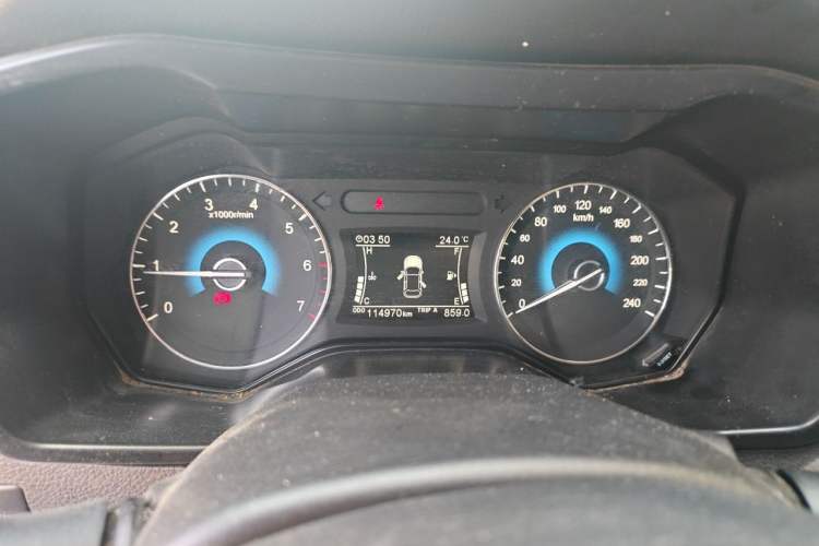 Used Dongfeng Fengon 580 2016 1.8L Manual Comfort Model Instrument Cluster